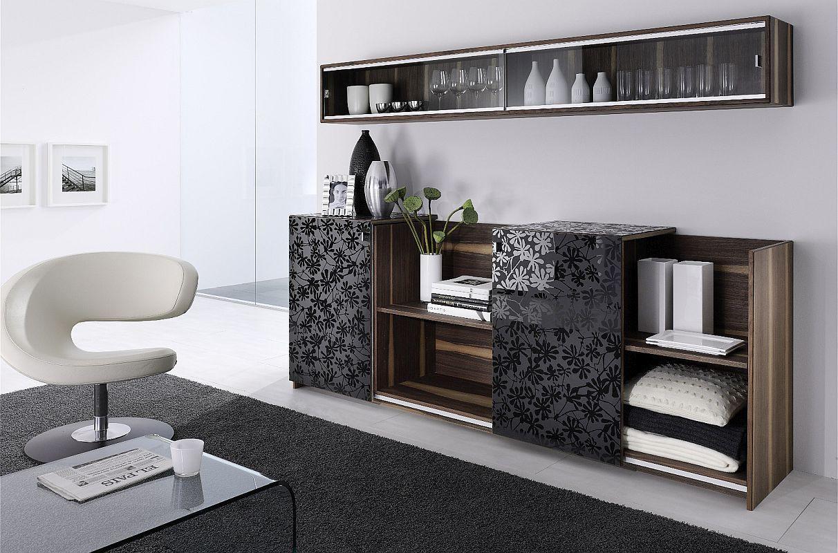 Sideboard mit Glasfront Sideboard mit Glasfront