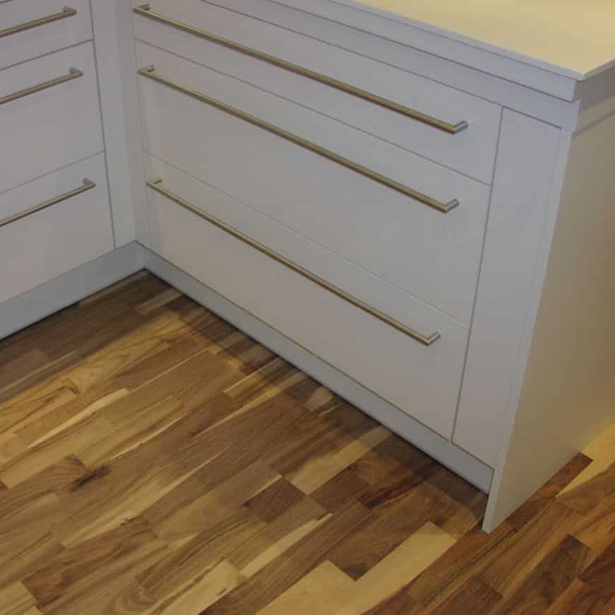 Kategorie: Schränke mit Schubladen › Profimöbel